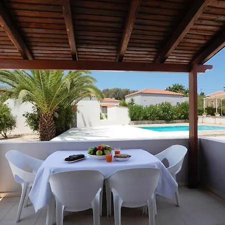 بيت للعطل Stemma
